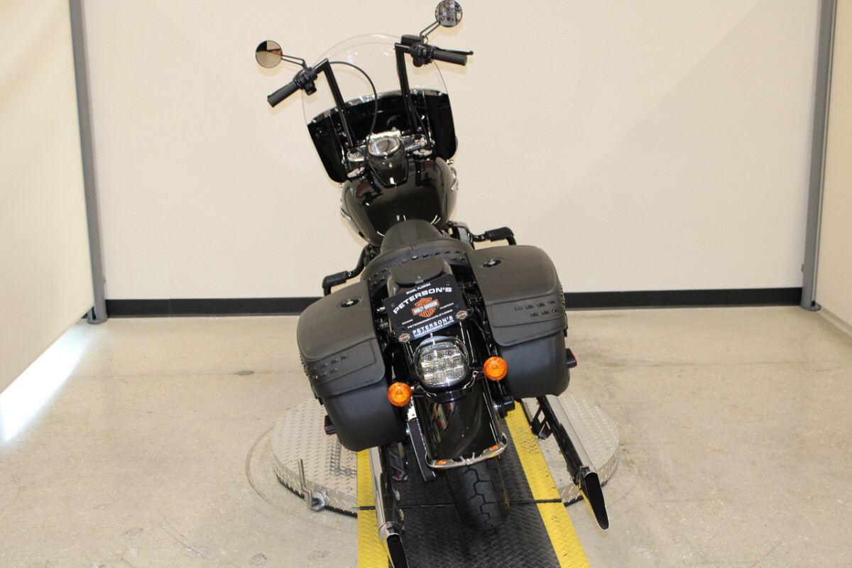 Softail® Heritage Classic 114