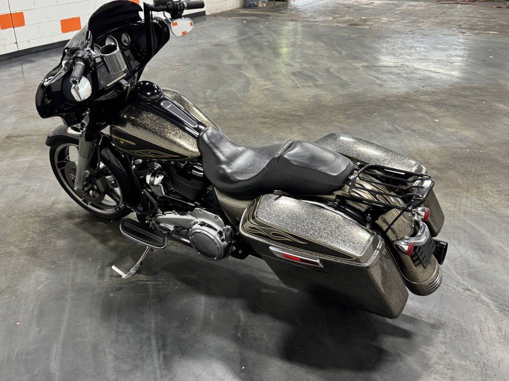 Street Glide® Special