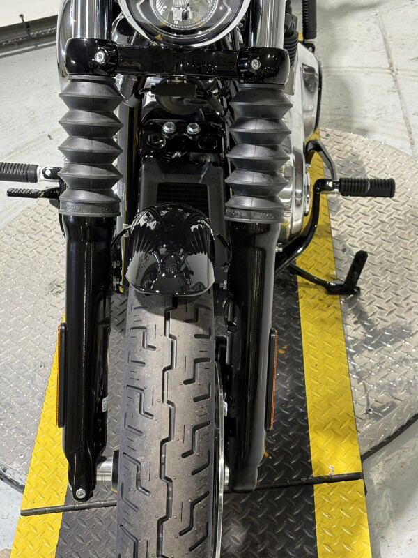 Street Bob®