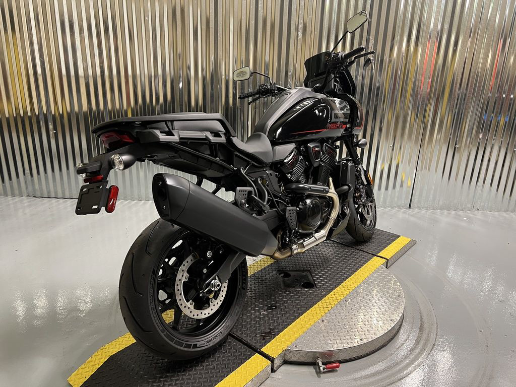Pan America® 1250 ST