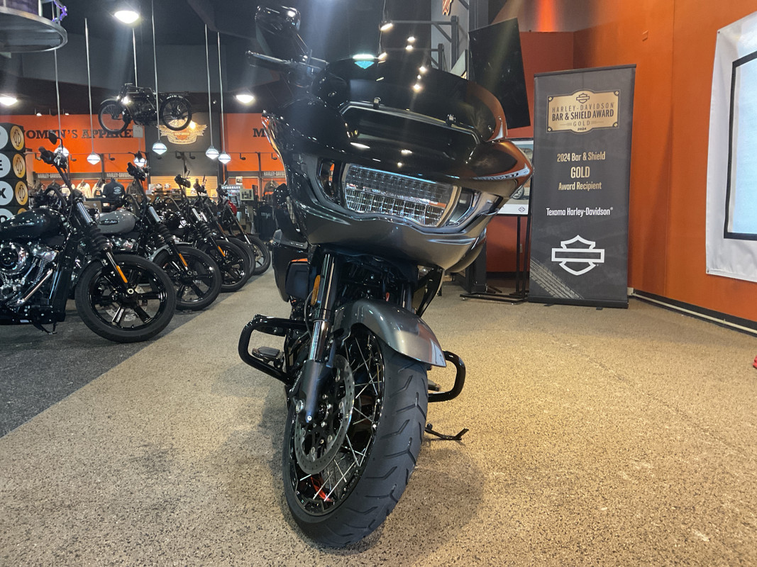 CVO® Road Glide®