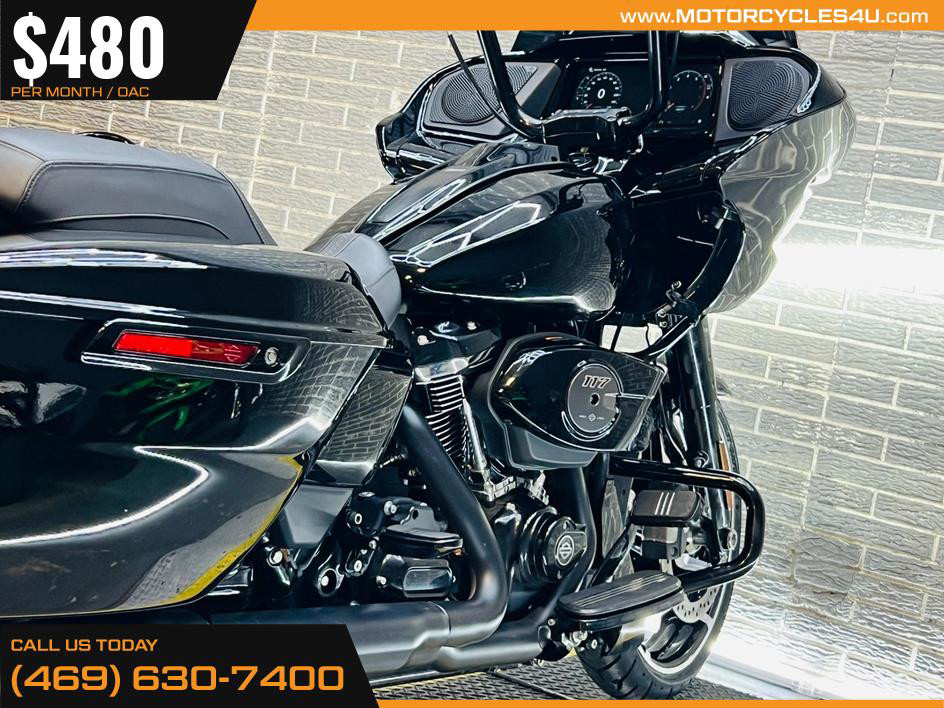 Road Glide®
