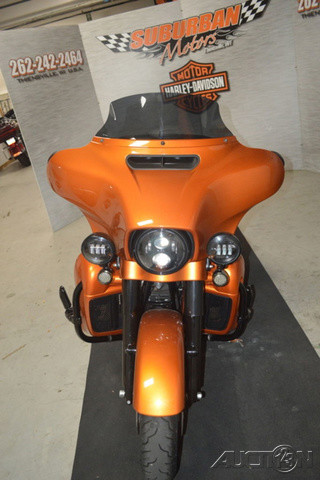 Street Glide®