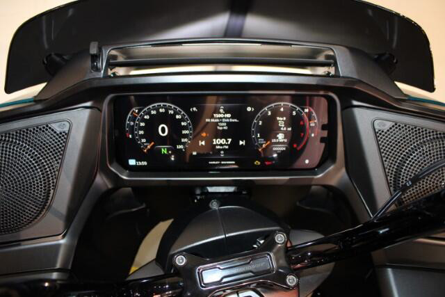Road Glide®