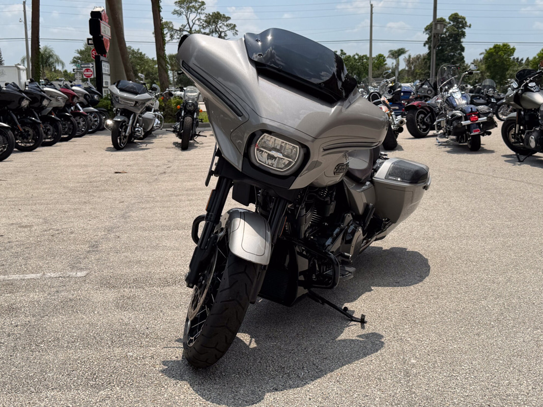 CVO® Street Glide®