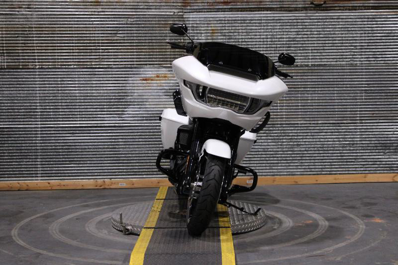 Road Glide®