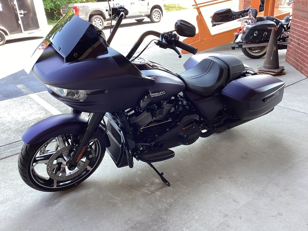 Road Glide®