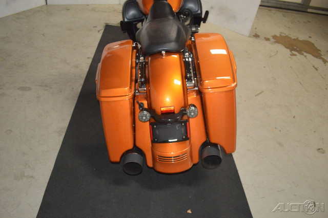 Street Glide®