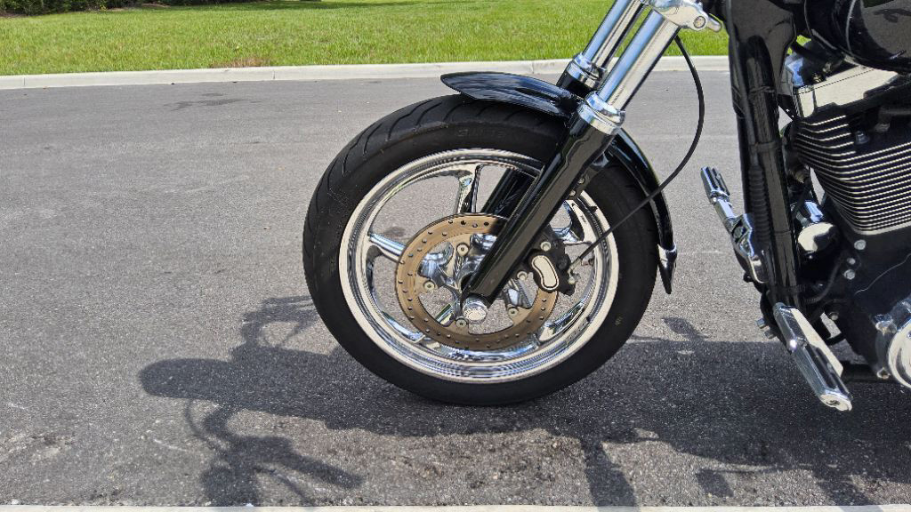 Dyna® Super Glide® Custom
