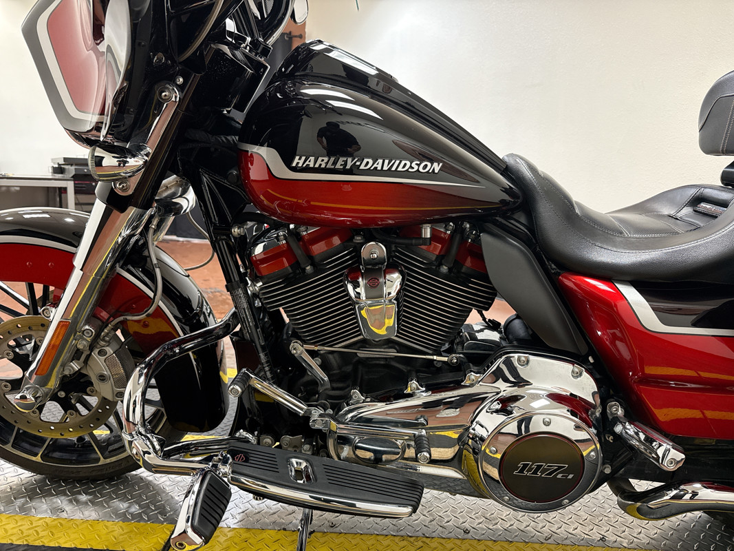 CVO® Street Glide®