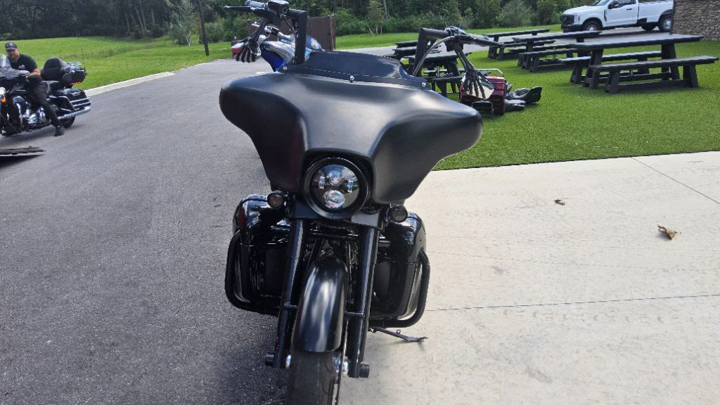 Street Glide®