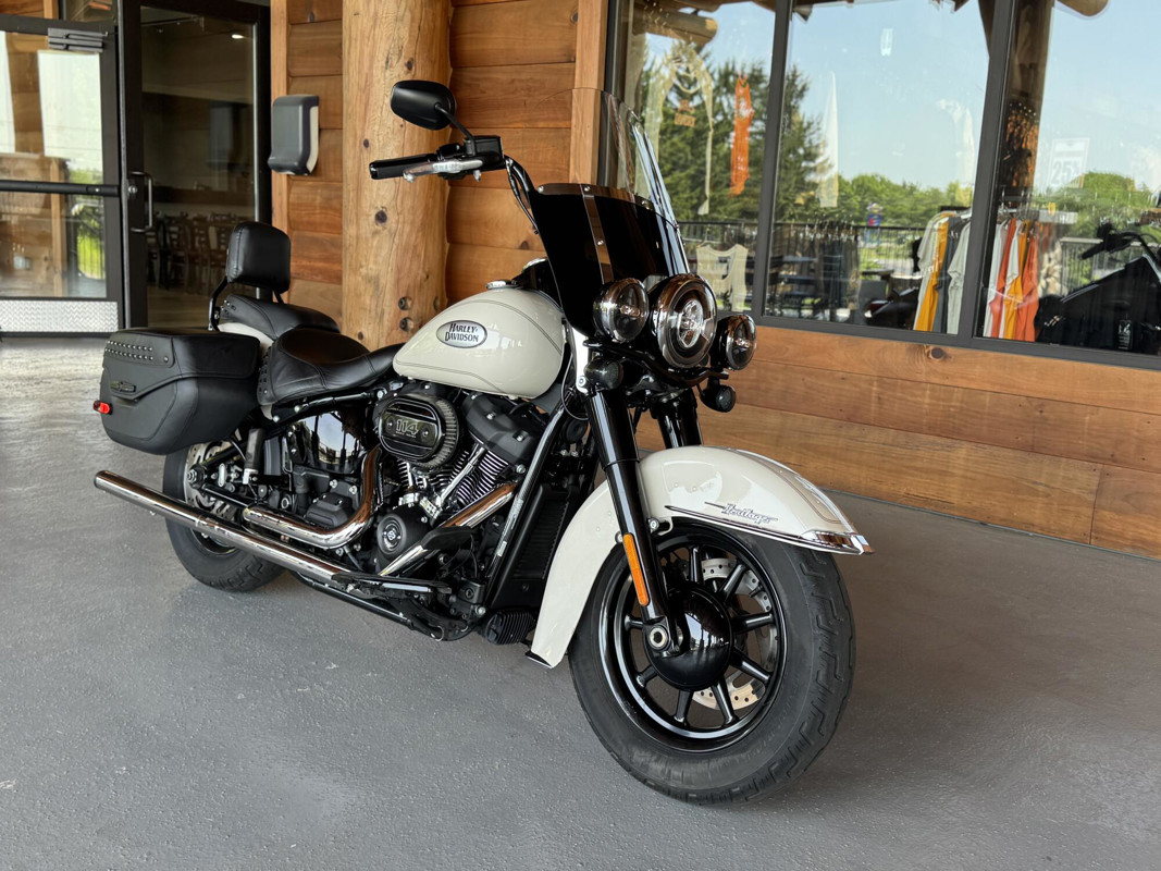 Heritage Classic 114