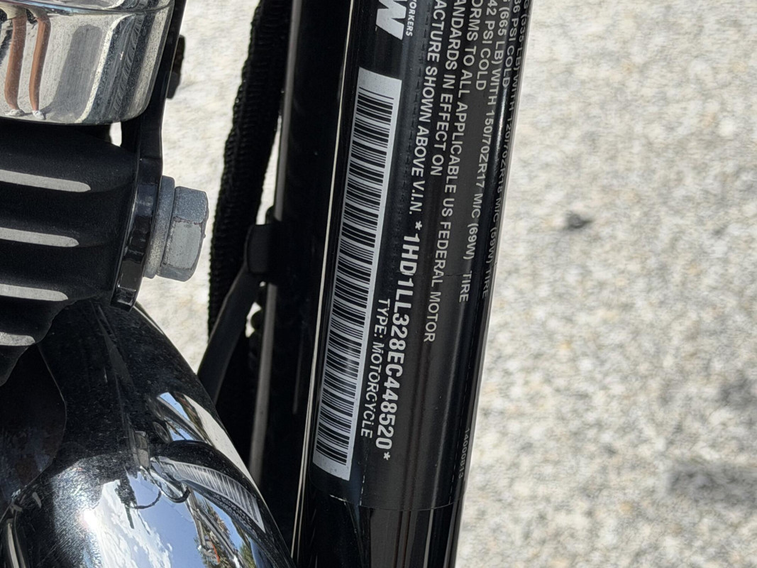 Sportster® SuperLow® 1200T