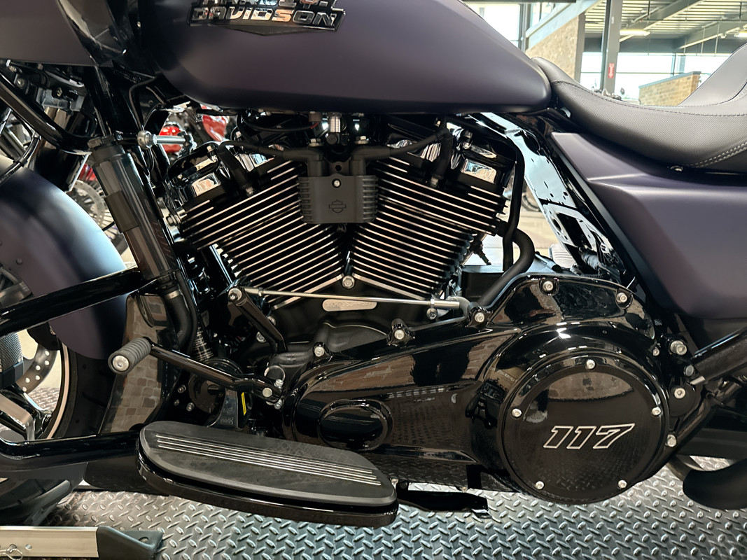 Road Glide®