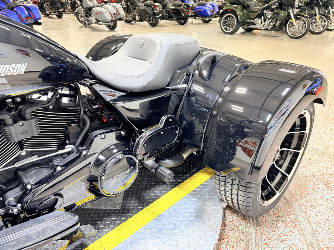Road Glide® 3