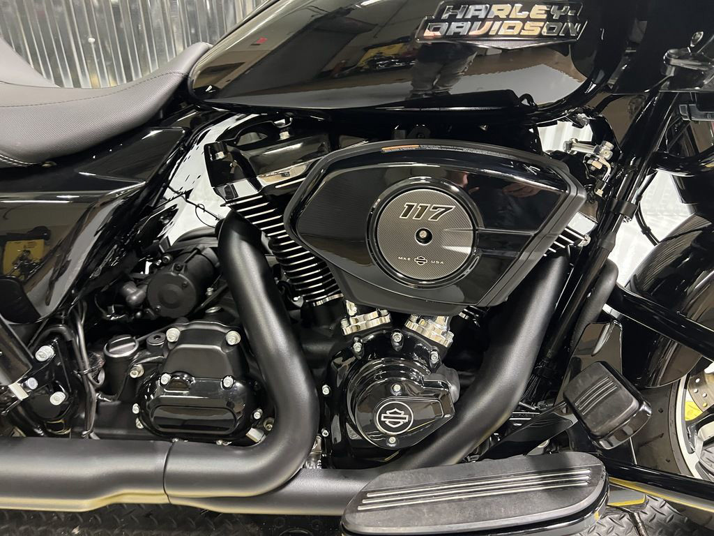 Road Glide®