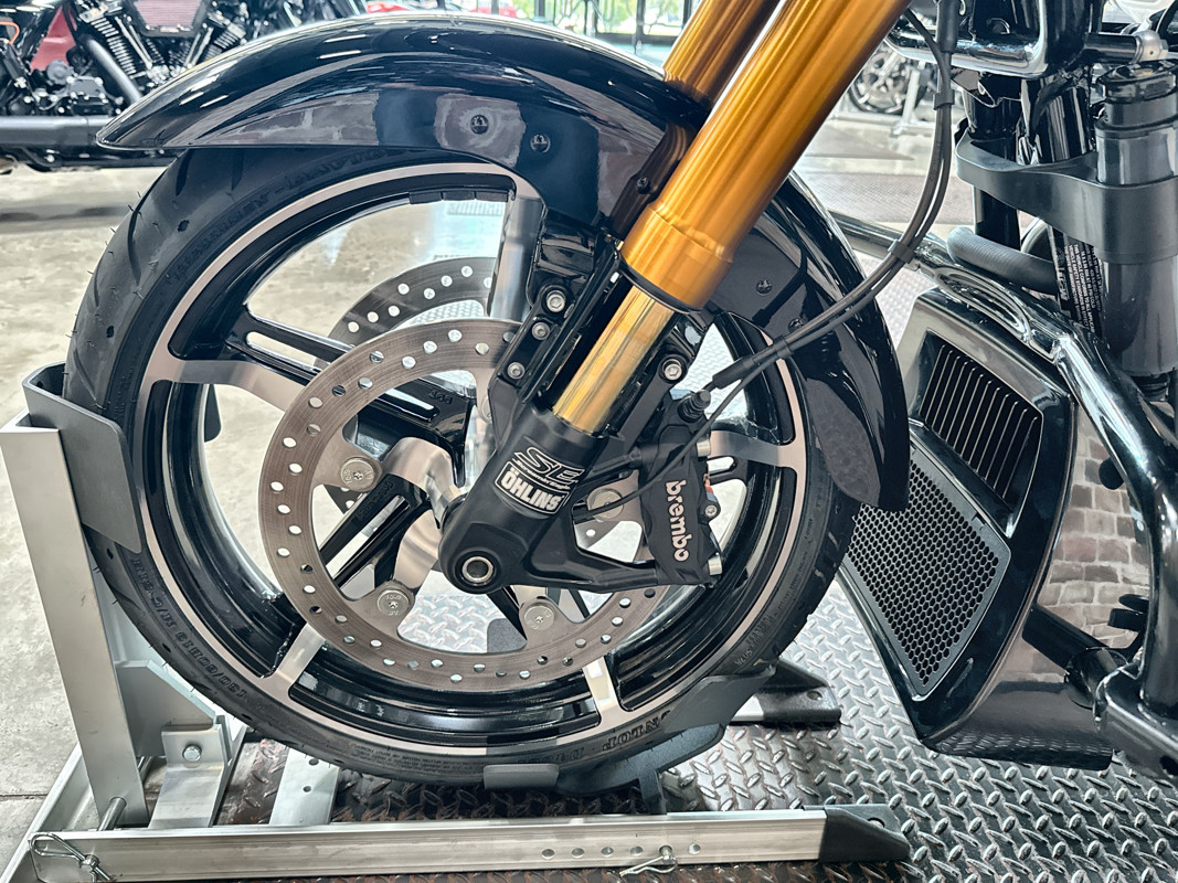 Road Glide®
