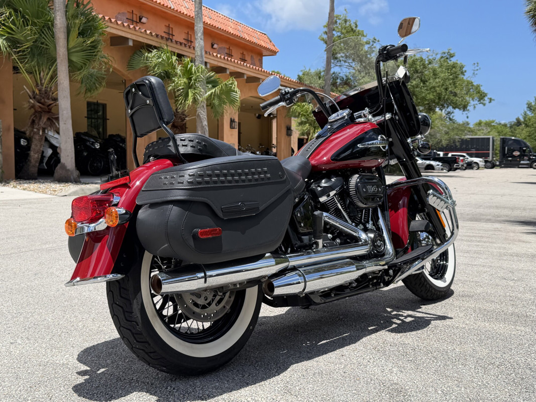 Softail® Heritage Classic 114