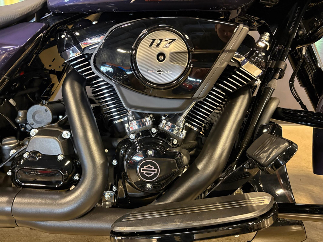 Road Glide®