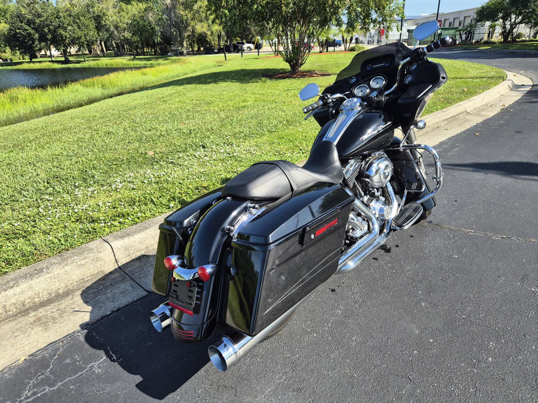 Road Glide® Custom