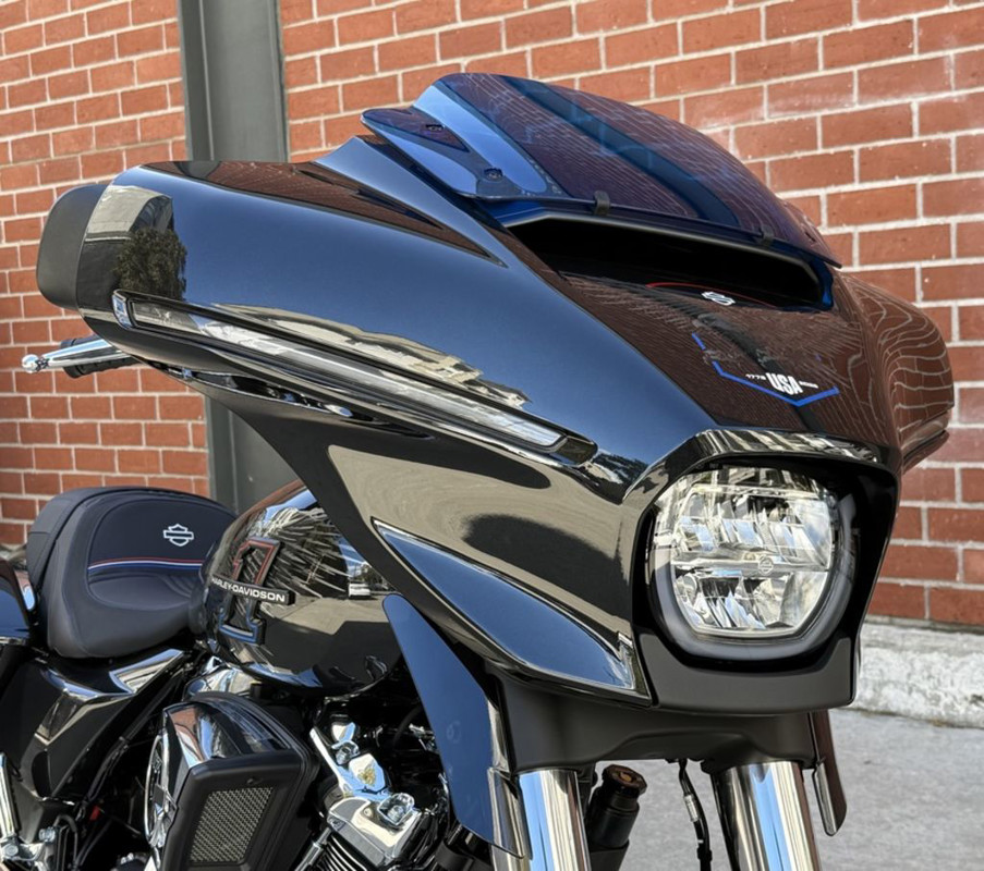 Street Glide®
