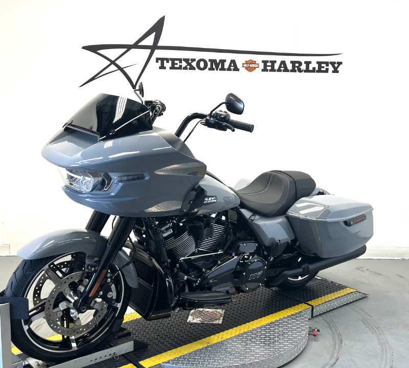 Road Glide®