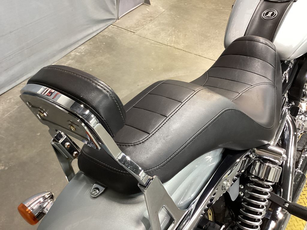 Dyna® Super Glide® Custom