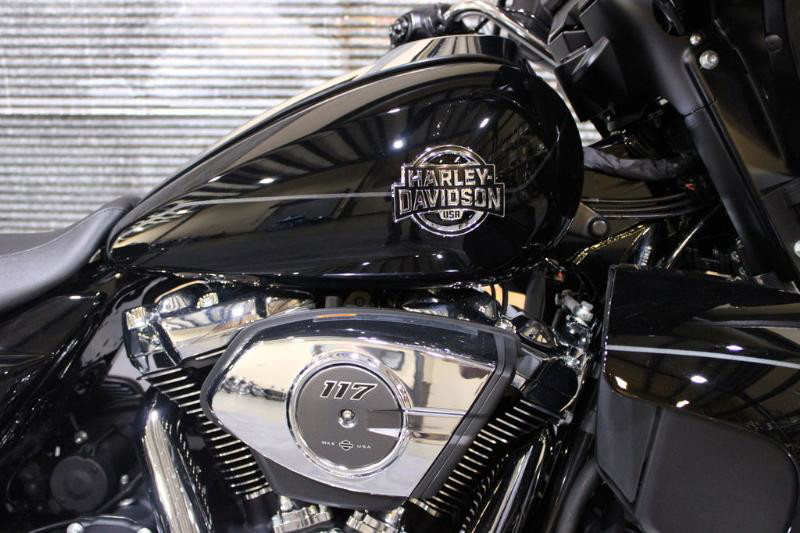 Street Glide® Ultra