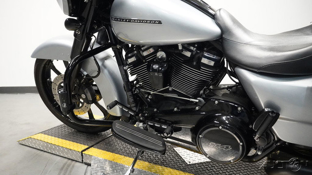 Street Glide® Special
