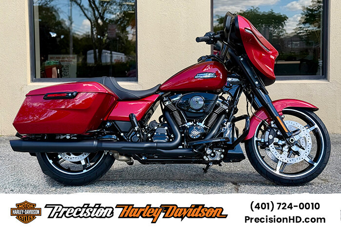 Street Glide®