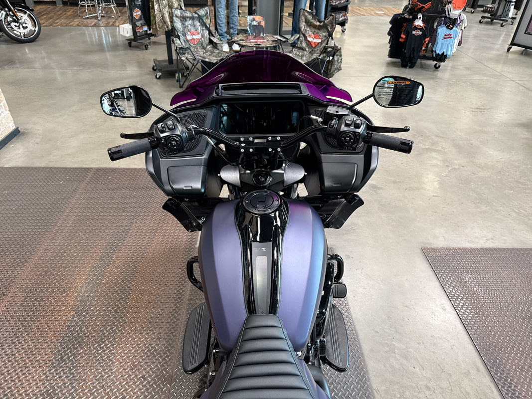 Road Glide®