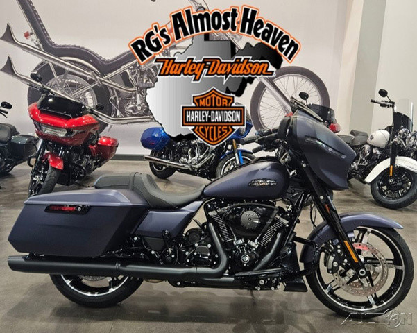 Street Glide®