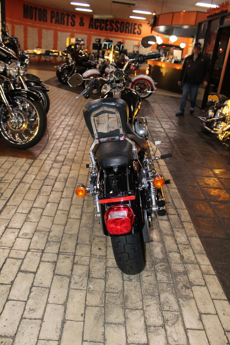 Sportster® 1200 Custom 