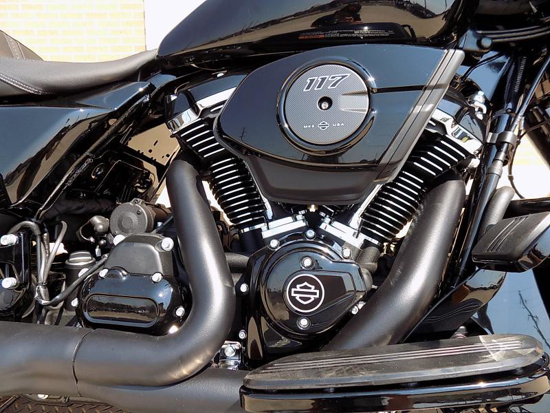 Street Glide®