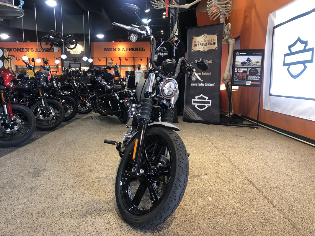Street Bob®
