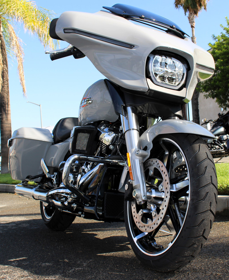 Street Glide®