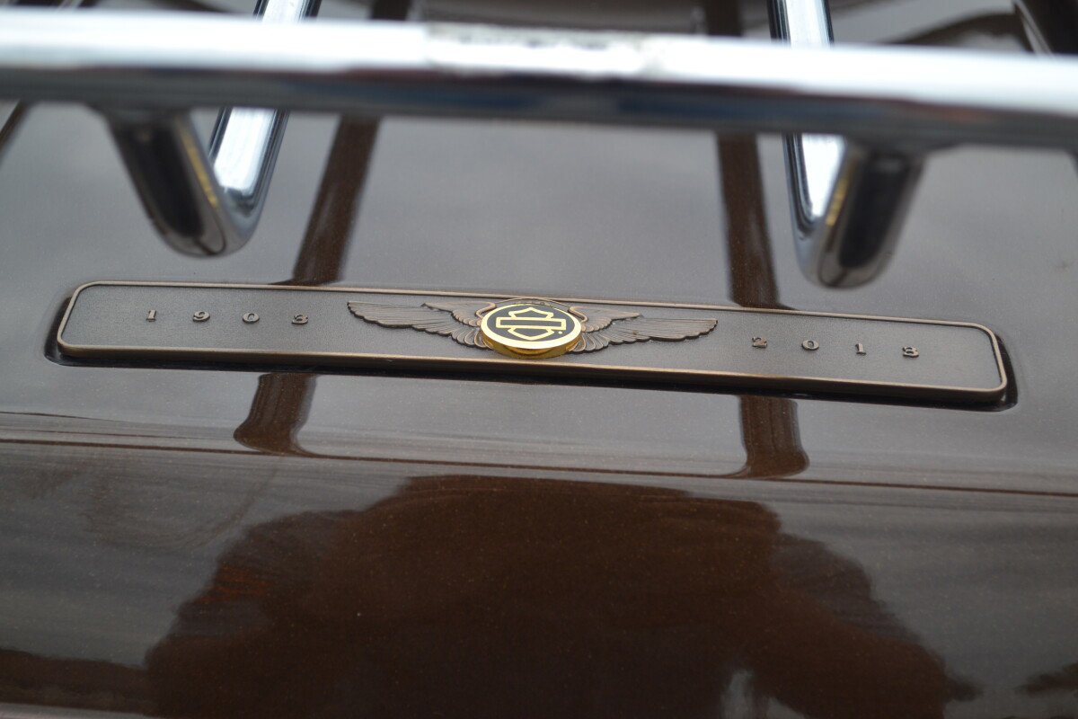 Tri Glide® Ultra Classic® 110th Anniversary