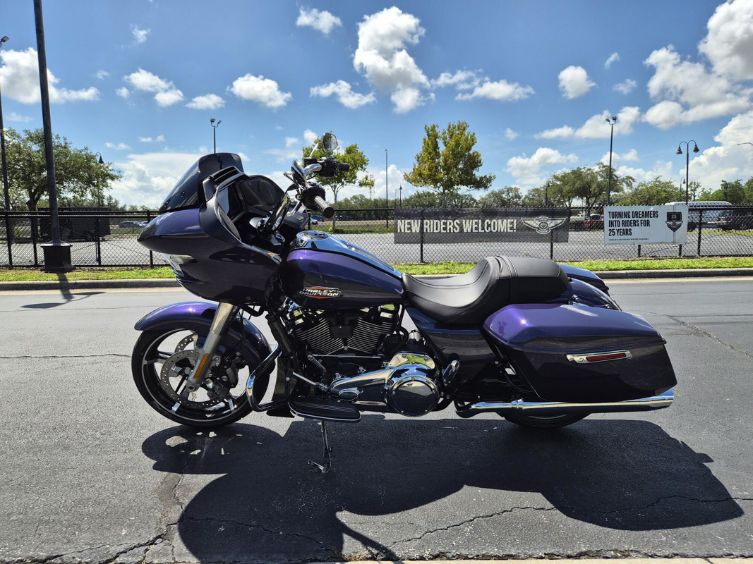 Road Glide®
