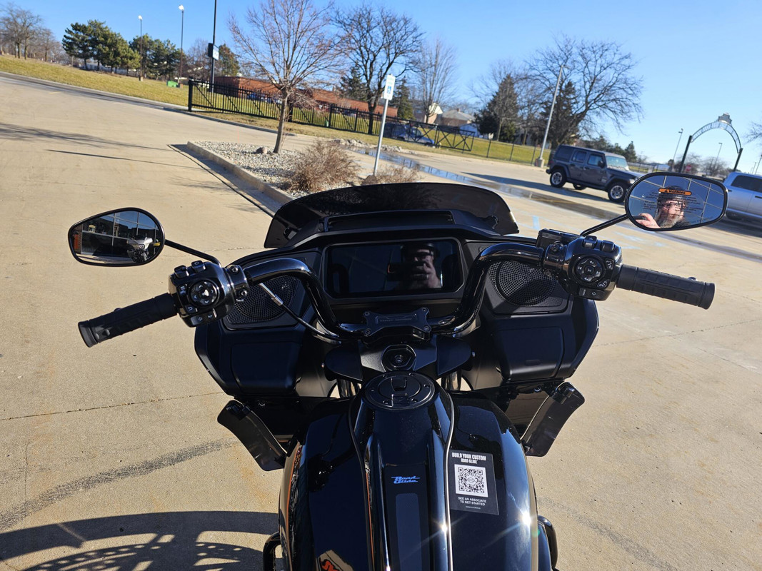 Road Glide®