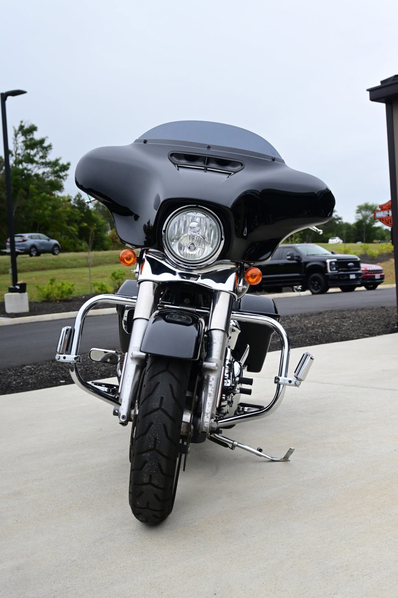 Street Glide®