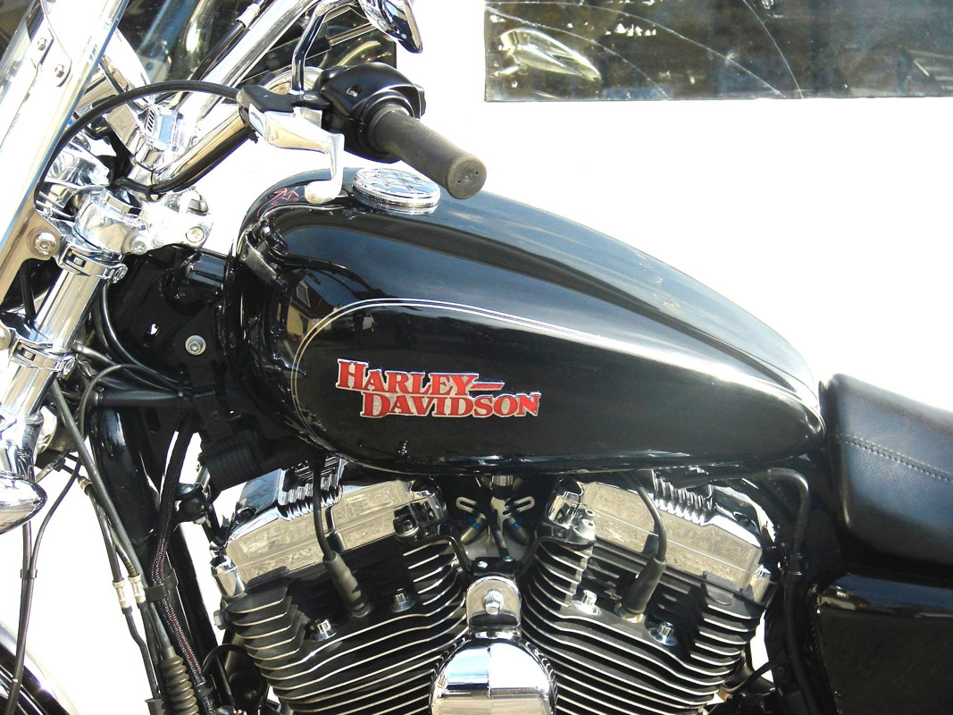 Sportster® SuperLow® 1200T
