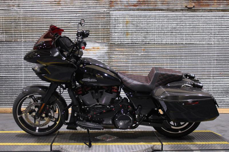 Road Glide®