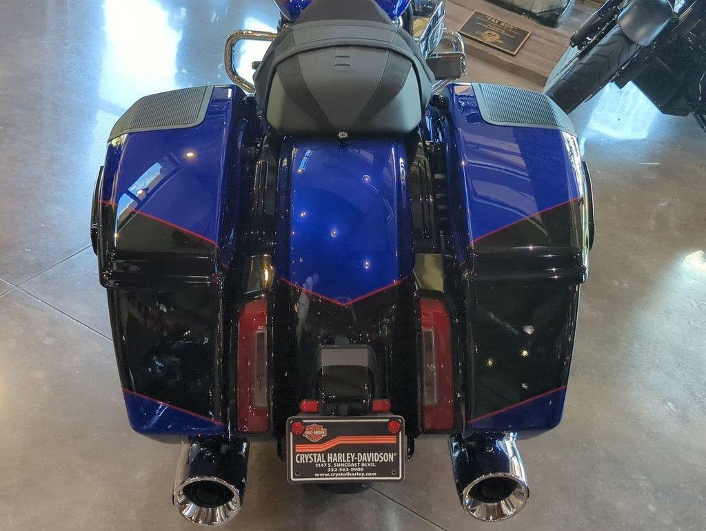 CVO® Road Glide®
