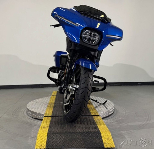 Street Glide®