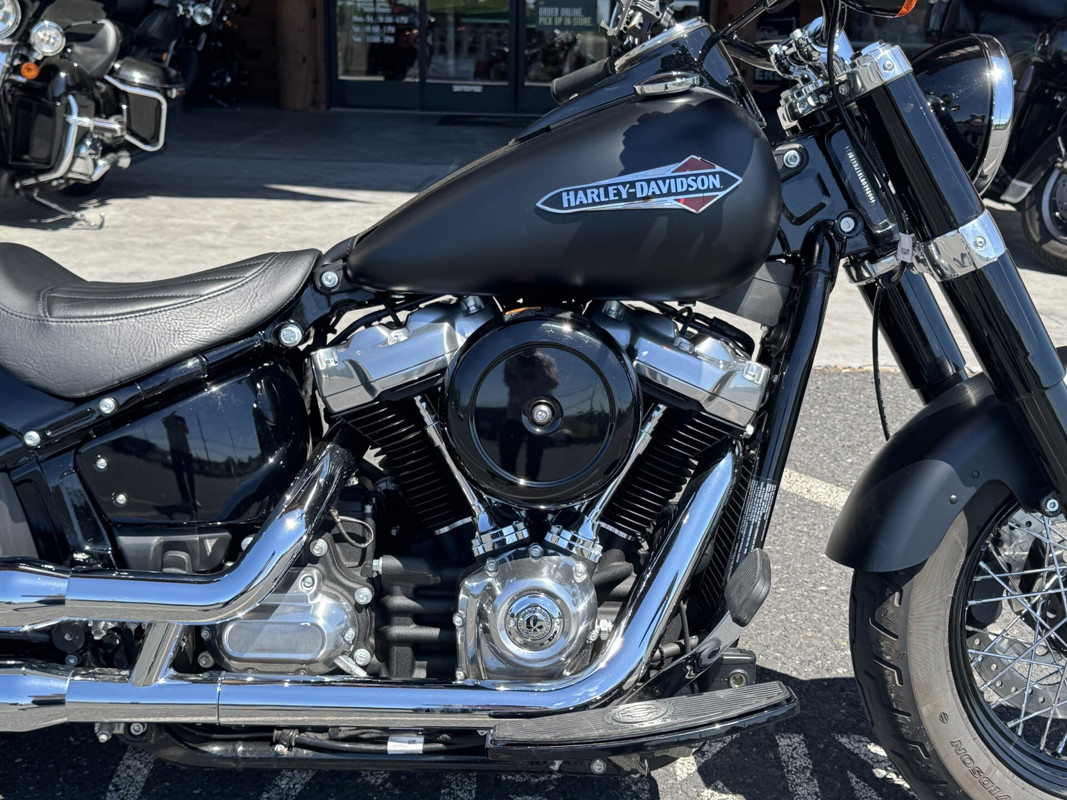 Softail® Slim®