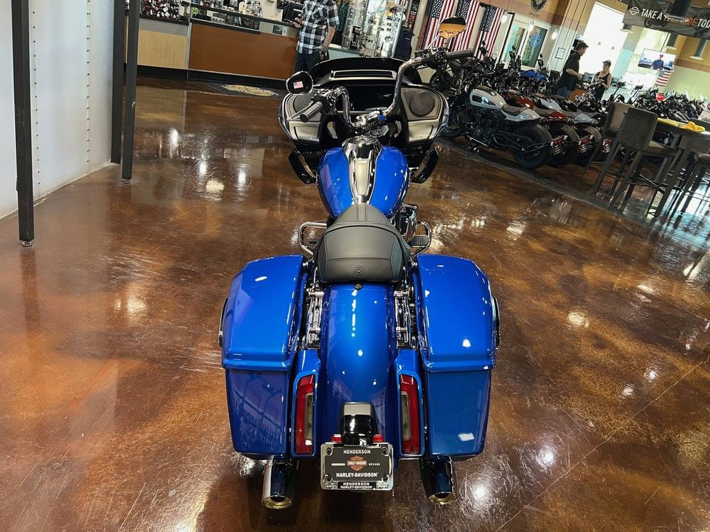 Road Glide®