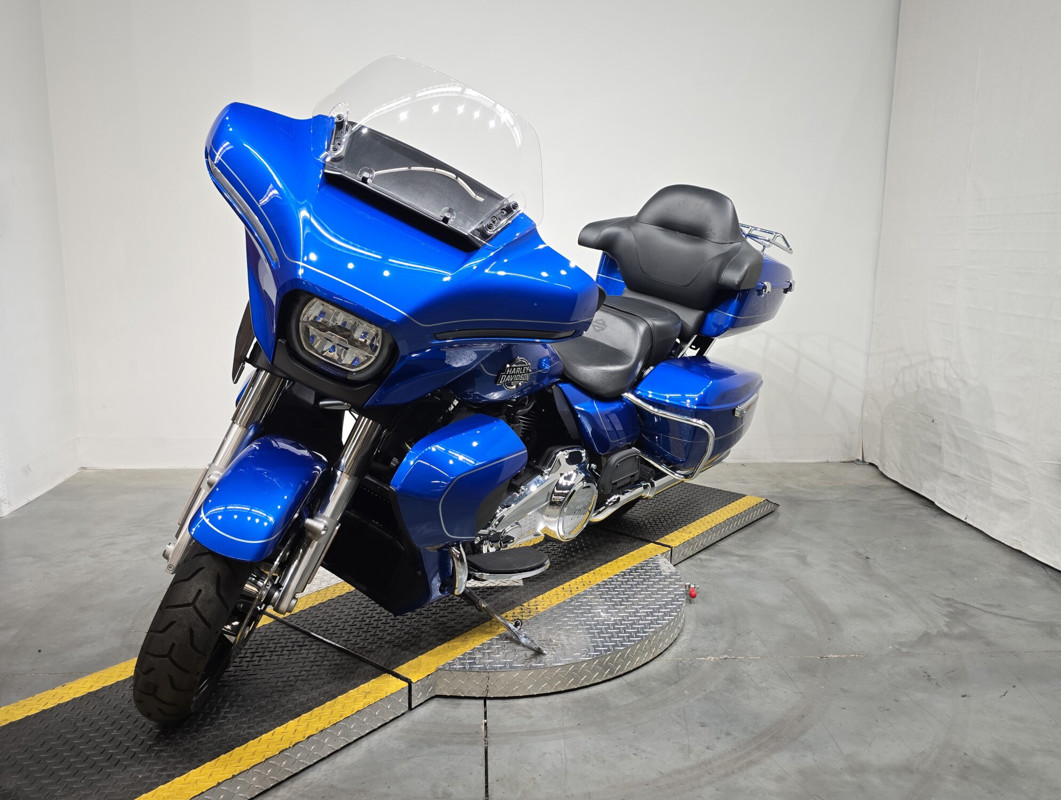 Street Glide® Ultra