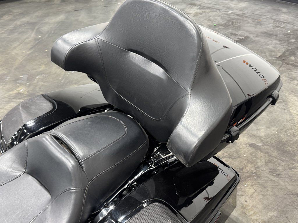 Street Glide® Special