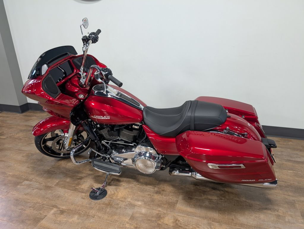 Road Glide®