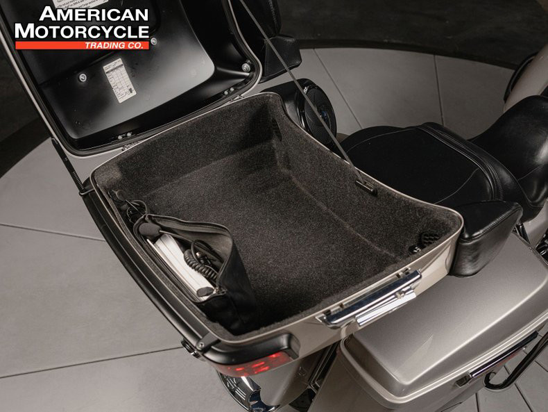 	Electra Glide® Ultra® Limited Low